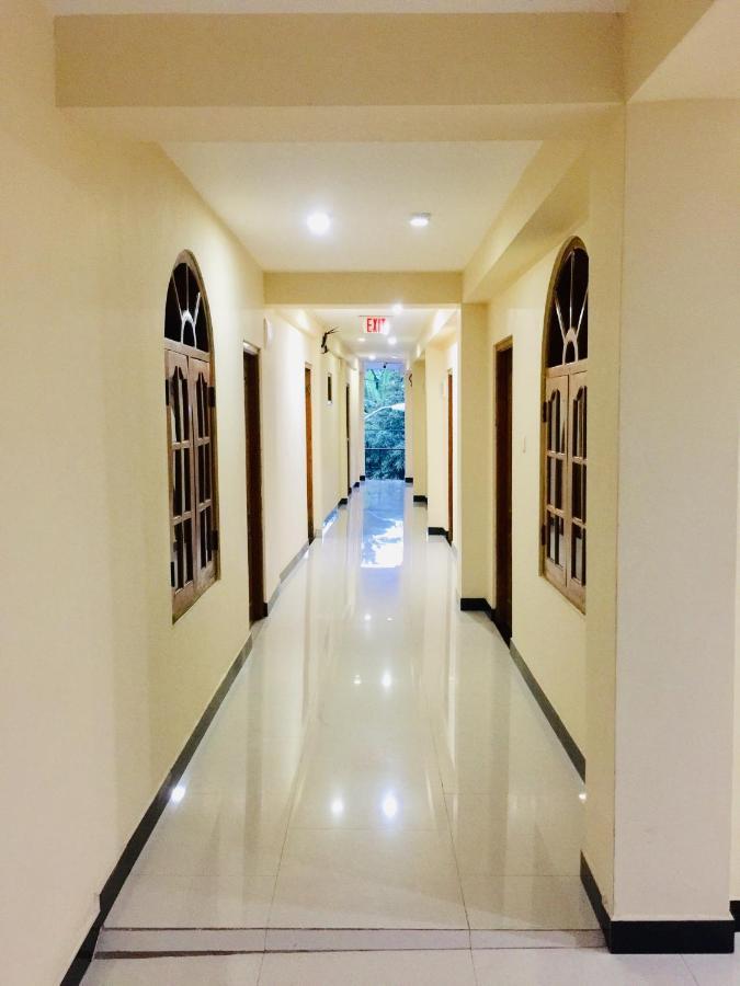 Senthil Complex Hotel Jaffna Exterior foto
